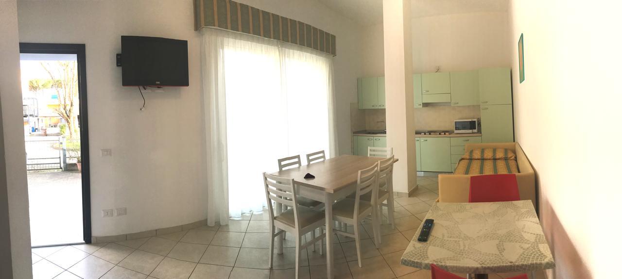 Roma Suite Apartments Червия Экстерьер фото